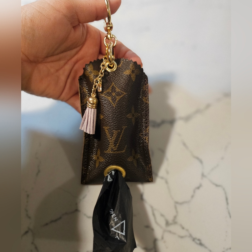 Lv Keychain Dog Poop Bag Holder